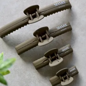 Dark Mocha Mega Hold Clip Dark Mocha Mega Hold Clip