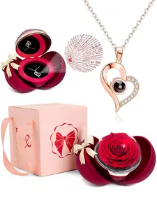 Heart-shaped projection necklace paired with a rose gift box, projection necklace contains hundreds of "I love you" languages, perfect as a gift for your loved one on Christmas, Valentine's Day, Mother's Day, or an anniversary.