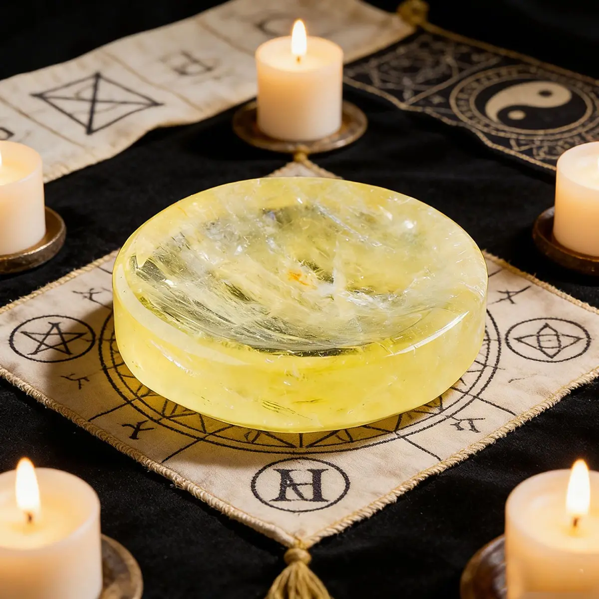Citrine Crystal Offering Bowl, Solar Plexus Chakra Abundance Stone, Chakra Healing Crystals, Reiki Energy Cleansing, Meditation Altar, Feng Shui Wealth Corner Decor, Healing Stones