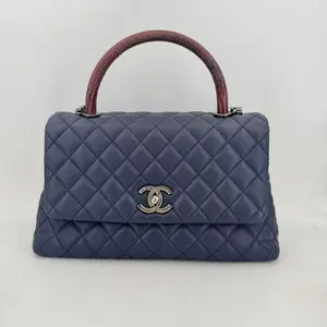 Pre-owned CHANEL Leather Crossbody Bags Caviar Quilted Small Coco Handle Flap Navy