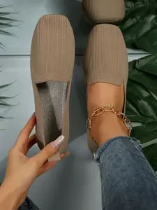 Spring Trendy Multicolor Knitted Loafers, Breathable Slip-On Flat Shoes, Square Toe Textile Upper, Elegant Braid Design, All Seasons