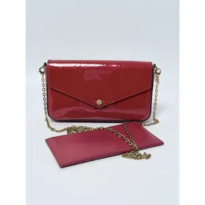 Pre-owned Louis Vuitton patent leather Crossbody Bags Magenta Monogram Vernis Felicie Pochette Bag LV357FEI