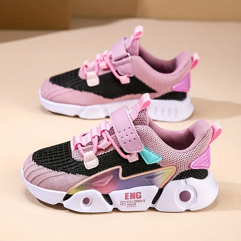 Choose these casual sports shoes girls! Fashionable with high aesthetic value, breathable, lightweight, and comfortable. Suitable daily wear to school or play; kids love wearing them