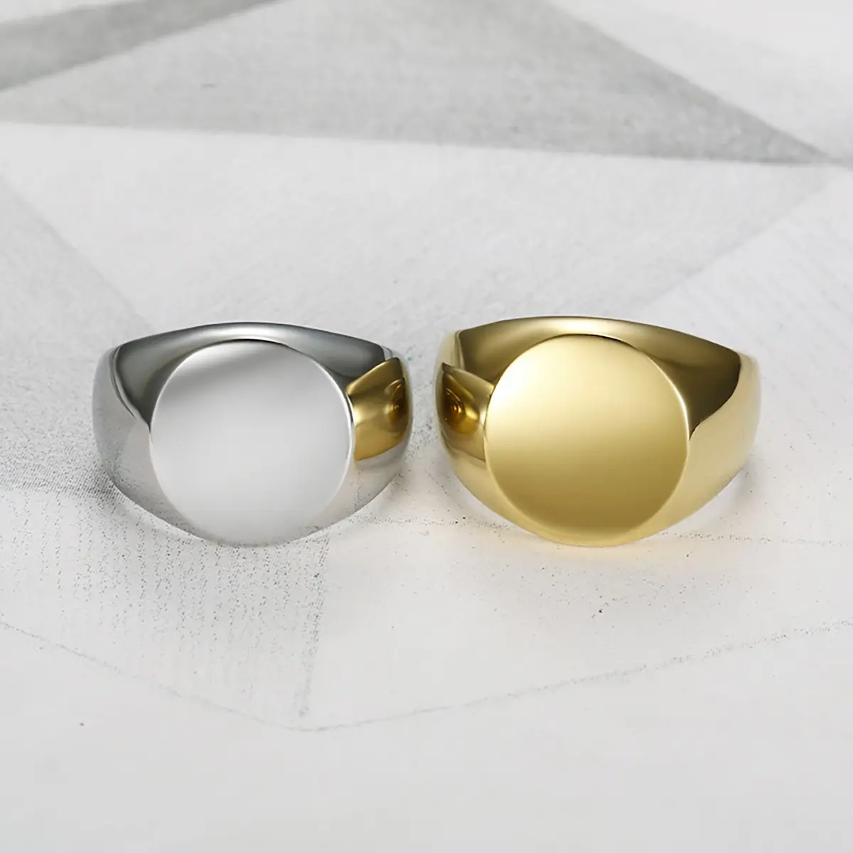 1 Pcs Stainless Steel Jewelry Ring - American Retro, European Classic Band, Simple Cool Plain Oval Alloy Ring with Metal Coating, Alloy Rings