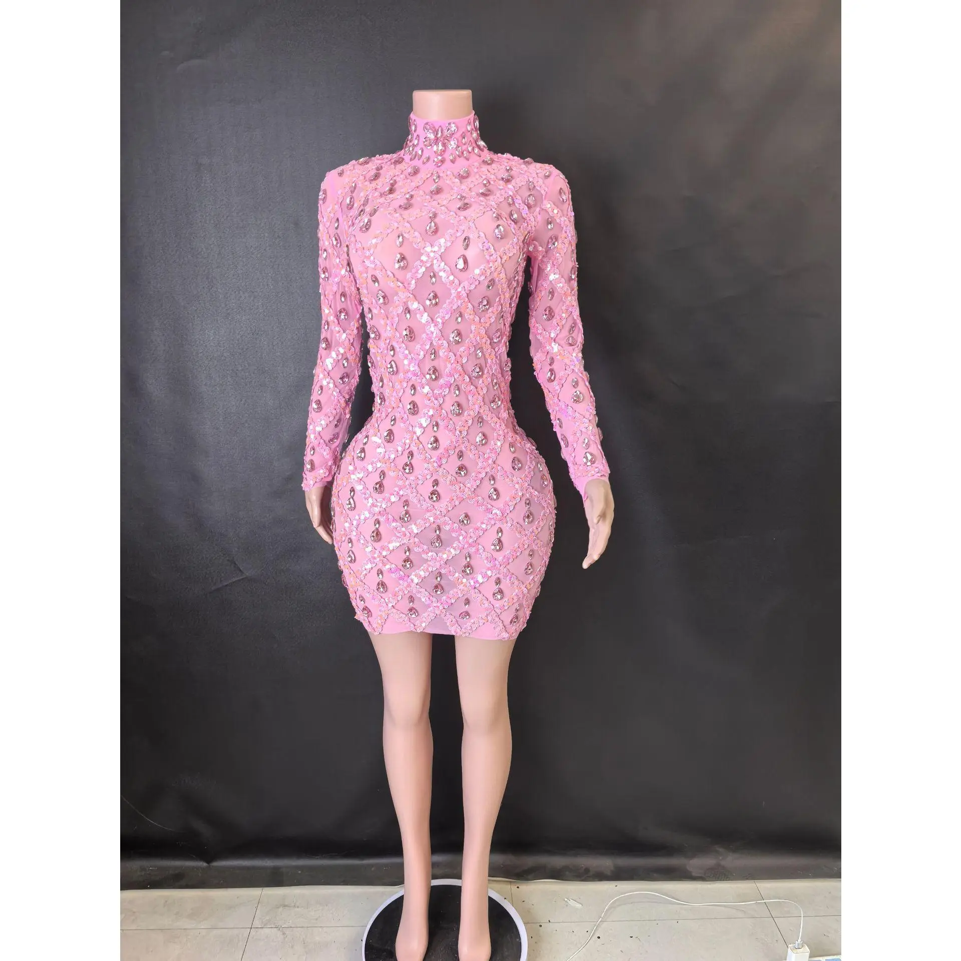 Long sleeved pink short