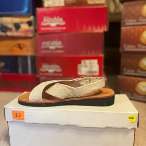 Authentic Mexican Sandals/Huaraches- Casual Shoes with Comfortable Fit and Stylish Design