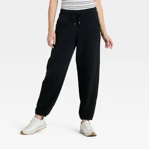 Women's Mid-Rise Barrel Leg Sweatpants - Universal Thread