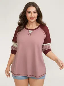 【Plus Size】BLOOMCHIC 2026 Super Soft Color Contrast Waffle Knit T-Shirt for Women - Fitted Long Sleeve Raglan Top in LightBrown & ArmyGreen - High Stretch Knitwear for Fall Wear Womenswear