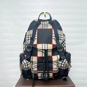 Pre-owned BURBERRY Canvas Shoulder Bags 7.8'' R14359 Shoulder Bag C19483930677 0601 T5 Qiqi