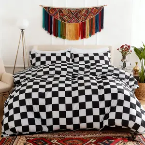 Checkered Bedding Set, 3 Piece Includes 1 Duvet Cover and 2 Pillowcases, Soft and Comfortable Home Bedroom Decor, Modern Bedding Set