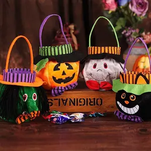 Cute Halloween Candy Bag Pumpkin Pattern Portable Handbag for Kids Trick or Treat Candy Bucket Halloween Party Gift Basket Cosplay Props Gift Bags for Boys Girls Children Party Favors Supplies