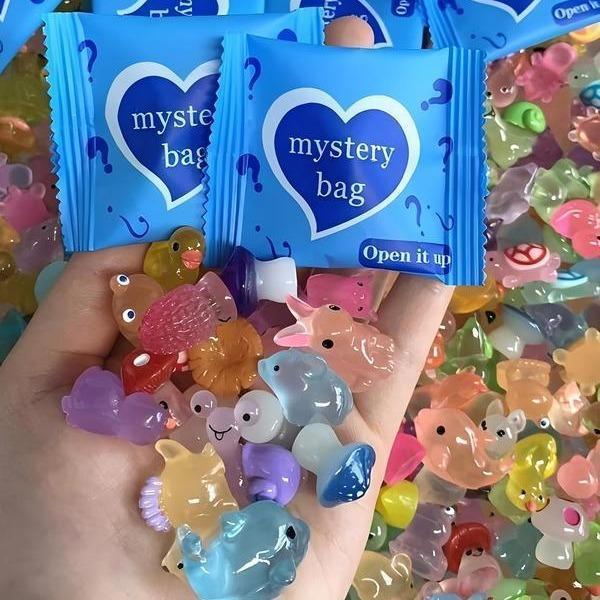 Magical Glow-in-the-Dark Mini Resin Animals (Assorted Styles & Colors) | 20/50/100pcs Holiday Value Packs Ideal for Fun Unboxing, Fairy Garden Displays & Kids/Teens Party Favors