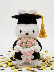 Graduation Bunny with Flower Bouquet, Crochet Graduation Gift, Handmade Class of 2026 Keepsake, Personalized Flower Rabbit Plushie