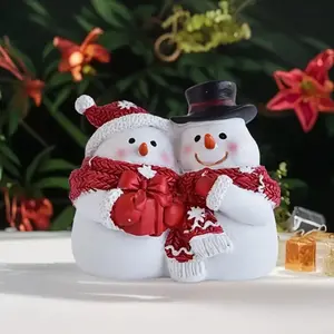 Charming Christmas Snowman Couple Ornament, Resin Cartoon Snowman Decor, Perfect for Holiday Parties and Gifts, Snowflake Decoration