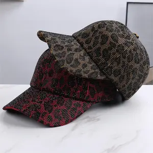 Sparkly Rhinestone Baseball Cap with Leopard Print – Adjustable, Studded, and Glittery; Fashionable Streetwear for Men and Women