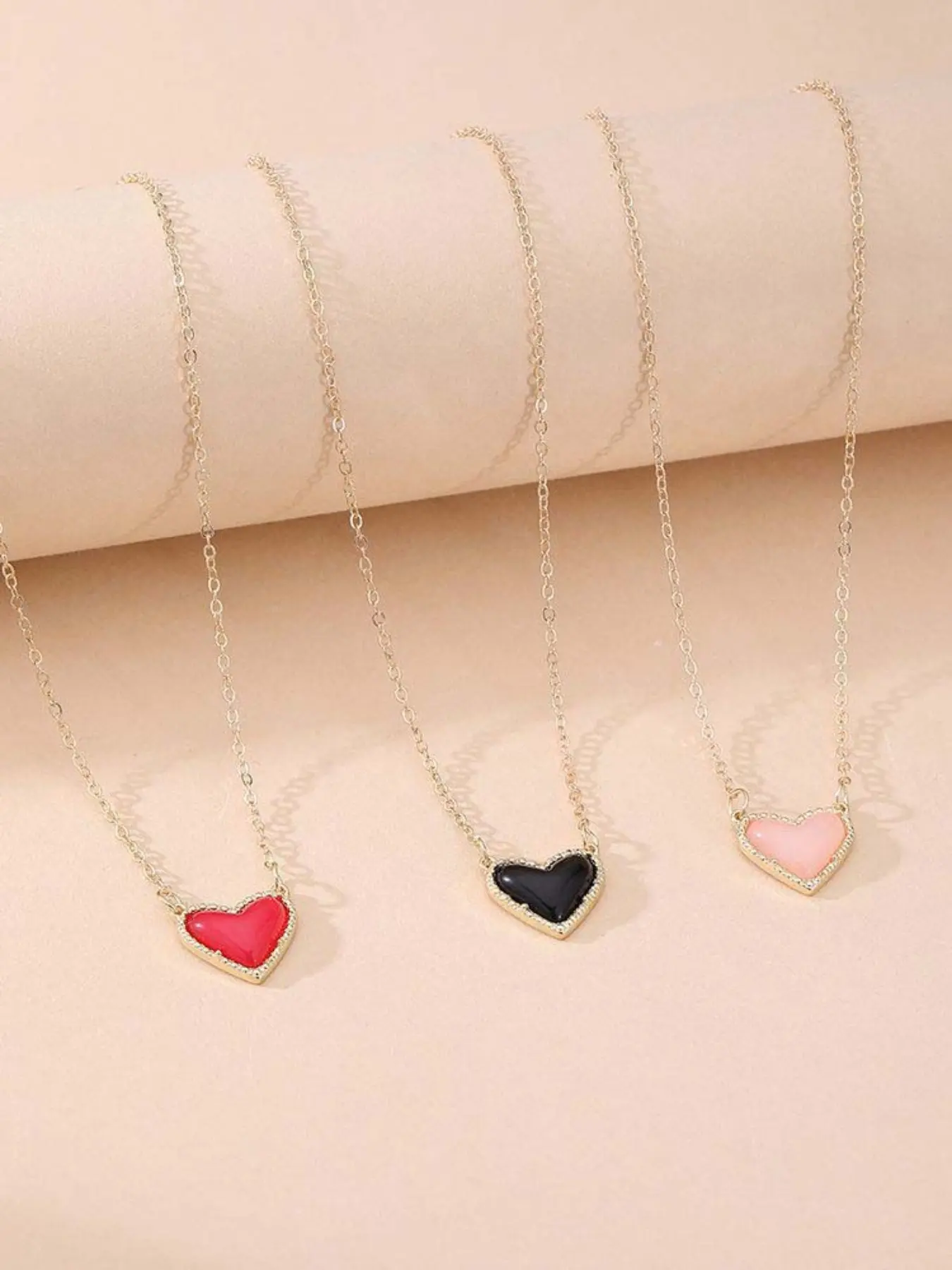 Elegant Minimalist Faux Pearl Necklace with Metal Ball Pendant, Summer Fashion Accessory, Cold Style Jewelry for Women, Exquisite Jewelry Gift, Chain Necklaces
