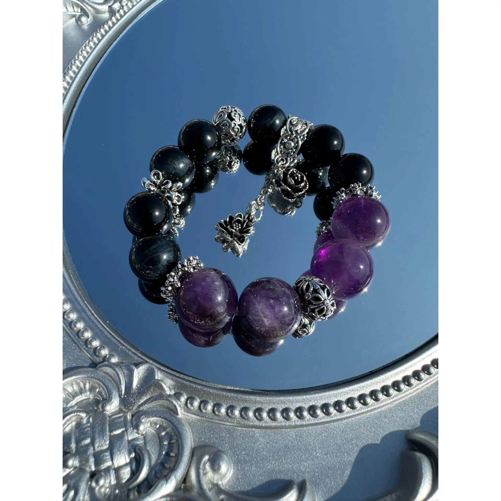 Natural crystal bracelet, hand woven lucky talisman with colorful crystals, fashionable, exquisite and elegant hip-hop party, Valentine's gift money