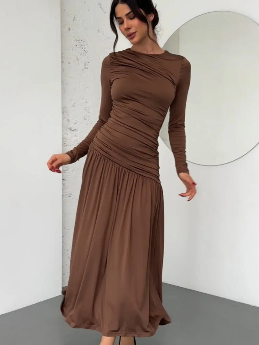 Women's Pleated Elegant Round Neck Long-Sleeved Ruched Detail Dress Cold Wash Womenswear