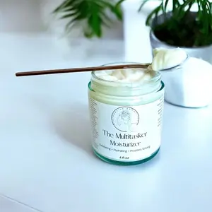 The Multitasker Moisturizer - Hydration + Problem Solving - All-in-One Skincare Solution for Hydration, Radiant Skin - Glowy Skincare