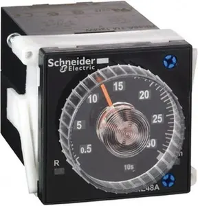 Schneider Electric 300 hr Delay, Time Delay Relay 5 Contact Amp, 24 to 240 VAC/VDC at 50/60 Hz RE48ATM12MW