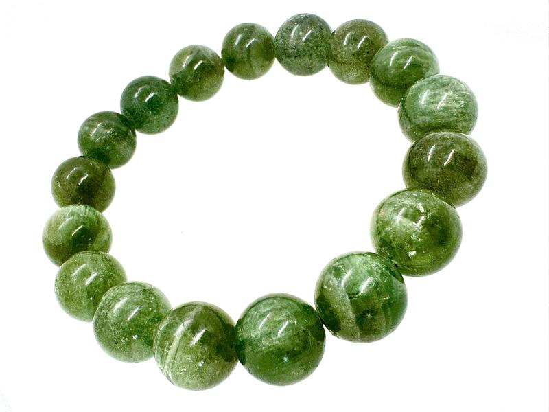 Green Apatite Bead Bracelet by Urban Rutile • UrbanRutile.Etsy.com Green Apatite Bead Bracelet by Urban Rutile • UrbanRutile.Etsy.com