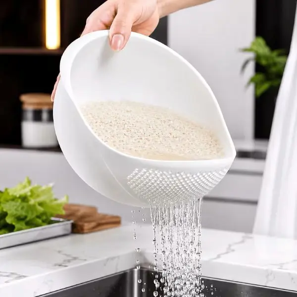 1pc Plastic Kitchen Rice Washing Colander, Integrated Strainer for Draining Vegetables Fruits And Grains, Perfect for Daily Cooking And Food Lovers, Durable PP Easy-Clean Perforated Design, White Sink Strainer