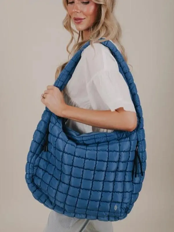 Movement Quilted Carryall - Trendy Commuter Bag - Unstructured Lightweight Fabric, Fixed Strap, Top Zip Closure, 15 Shades