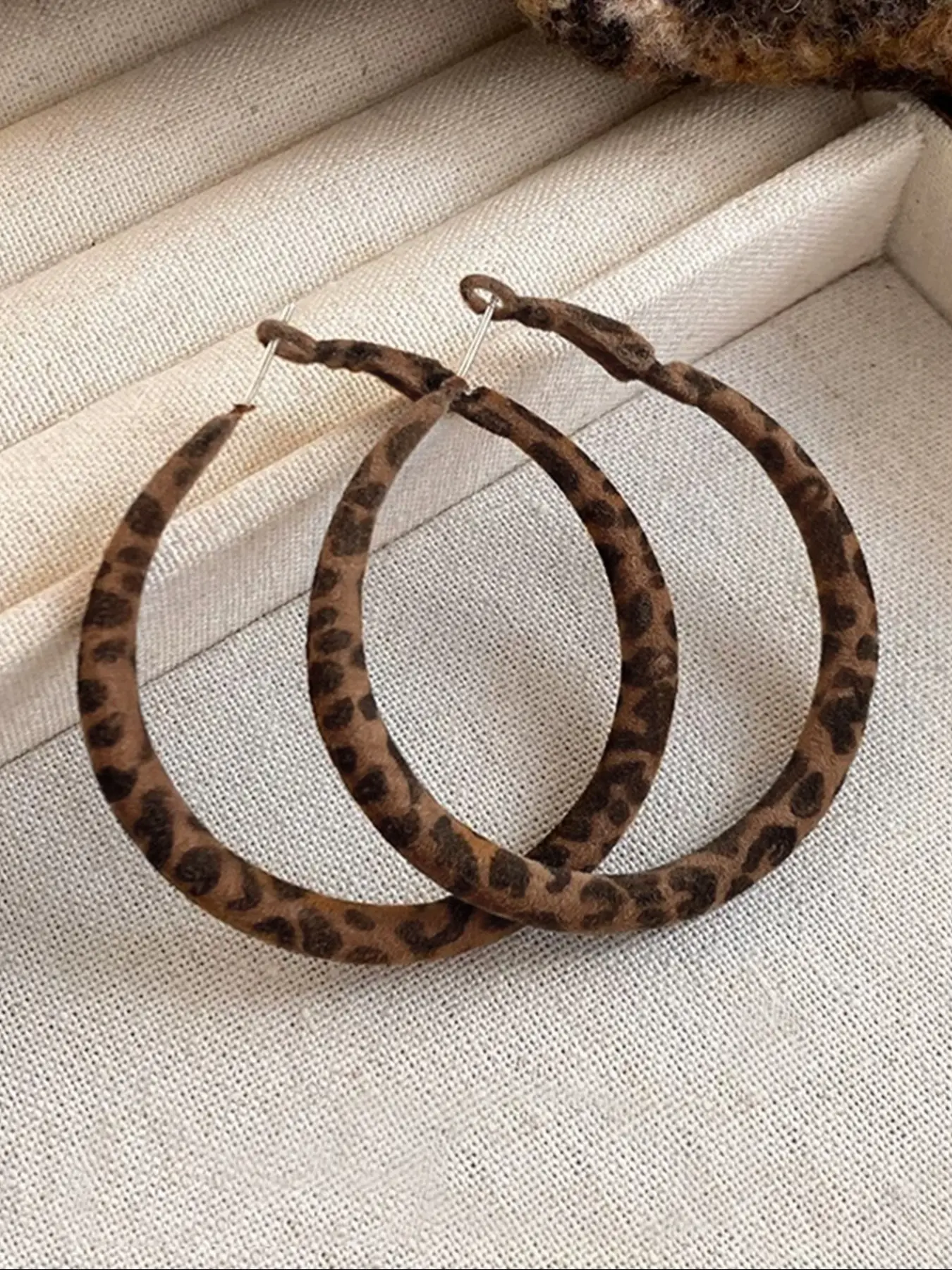 Women's Velvet Leopard Print Hoop Earrings, Chic Jewelry, Elegant Geometric Design, Perfect for Daily Wear, Dates, Parties & Holidays