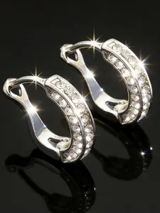 Fashionable imitation diamond ear loop earrings with dazzling silver ear loops, suitable for wearing at parties and dances