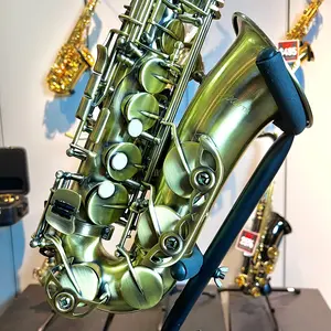 Opal OAS-400: Intermediate Alto Saxophone, Classic Antique Finish