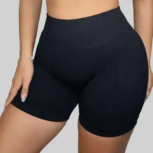Contour Sculpt Noir Shorts