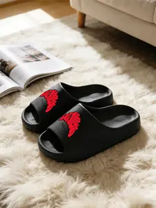 1 Pair Premium High-density EVA Slides, Bold Graffiti Street Style, Ultra-soft Thickened Cushion & Non-slip Wear-resistant Sole, Women's Water-resistant Quick-drying Indoor Outdoor Slippers