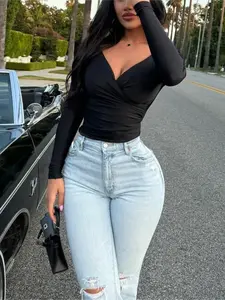 Fashion Tight-Fitting Slimming Waist Exposing Top, Long Sleeve, Sexy Style for All Seasons, Trendy Women's Clothing, Perfect for Casual Wear, Womenswear