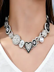 Vintage Multi-Element Necklace, Women's Heart Bee Pearl Crystal Pendant, Unique Fashion Accessory, Elegant Jewelry Gift