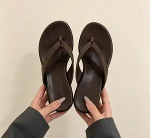 Classic toe-post high-heel slides, 8 cm platform wedge design, a summer essential, available in three colors