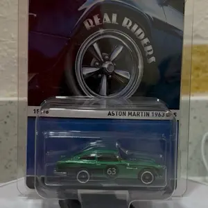 Hot wheels real riders Aston Martin 1963 DB5