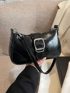 Small, classic and simple metal buckle one-shoulder underarm bag, retro underarm bag, waxed leather texture urban style baguette bag, a fashionable small bag suitable for daily commuting, shopping, dating, etc.