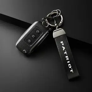 Car Keychain, PU Leather Car Keychain, Simple Design Car Interior Decoration Accessories for Jeep Patriot
