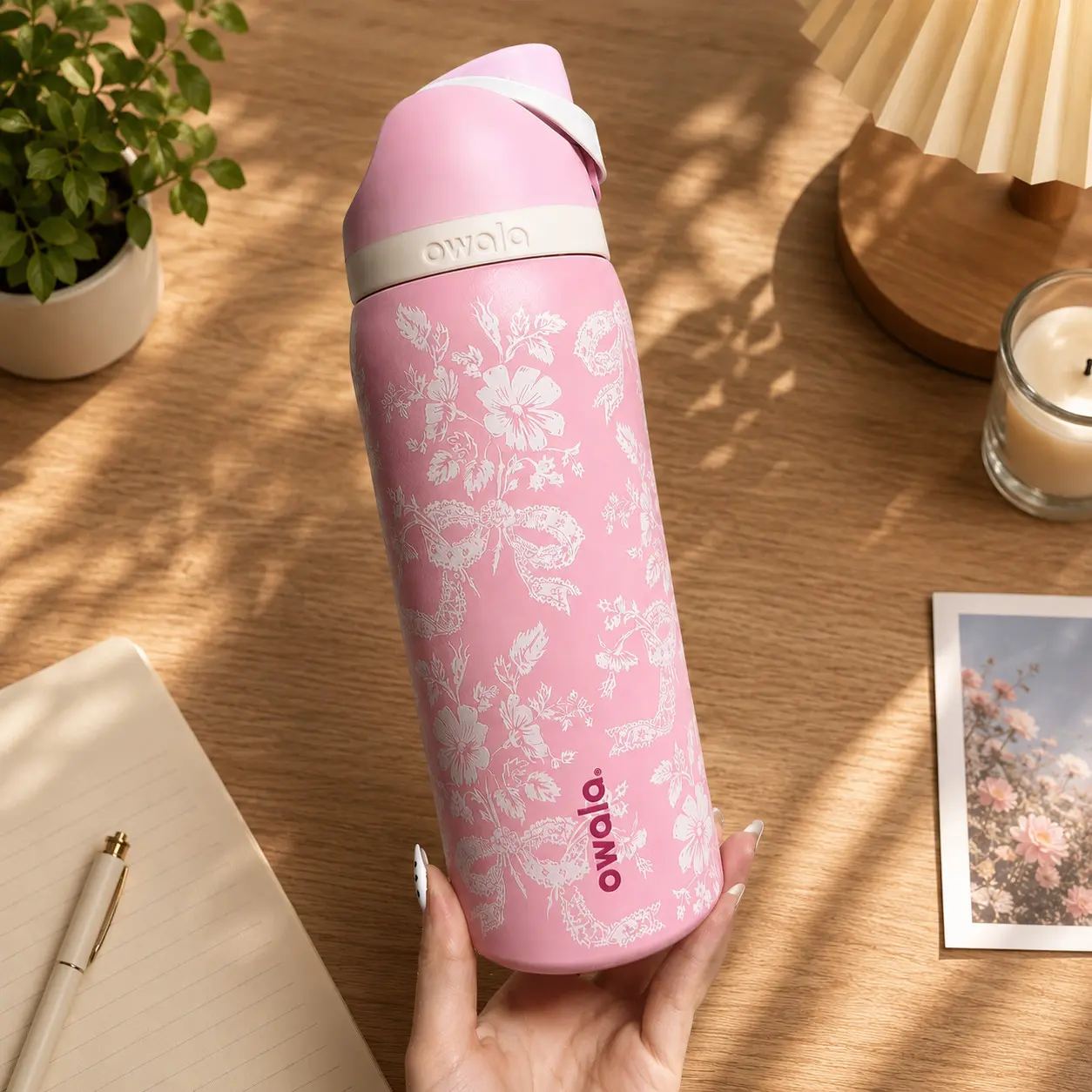 New In Box Pink Owala FreeSip 32oz Ribbon Toile Stainless Steel Water Bottle