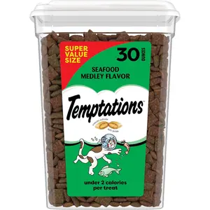 Temptations Classic Crunchy and Soft Cat Treats, Seafood Medley Flavor, 30 oz. Tub