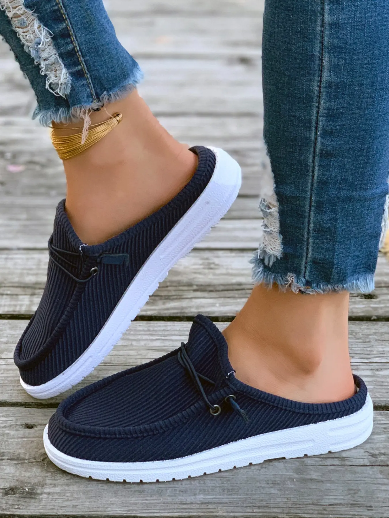 Women's One-Step Slip-On Shoes, Lightweight Slip Ons, Lazy Shoes, Walking Shoes, Leisure Shoes, Footwear, Soft Sole, Lightweight Breathable, Comfortable Casual Style, Perfect for Relaxed