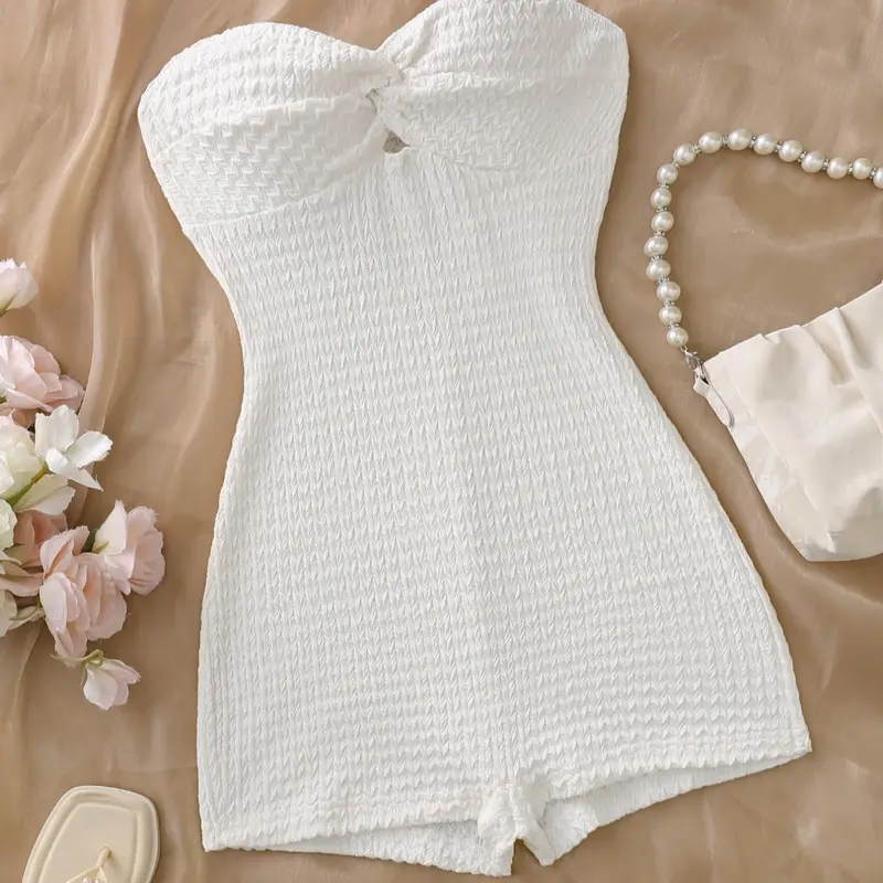 White Strapless Sleeveless Twist Jacquard Knit Short Romper, Women’s Textured Summer Jumpsuit, Slim Fit Vacation Playsuit, Casual Beachwear & Going Out Outfit, Jumpsuit Rompers