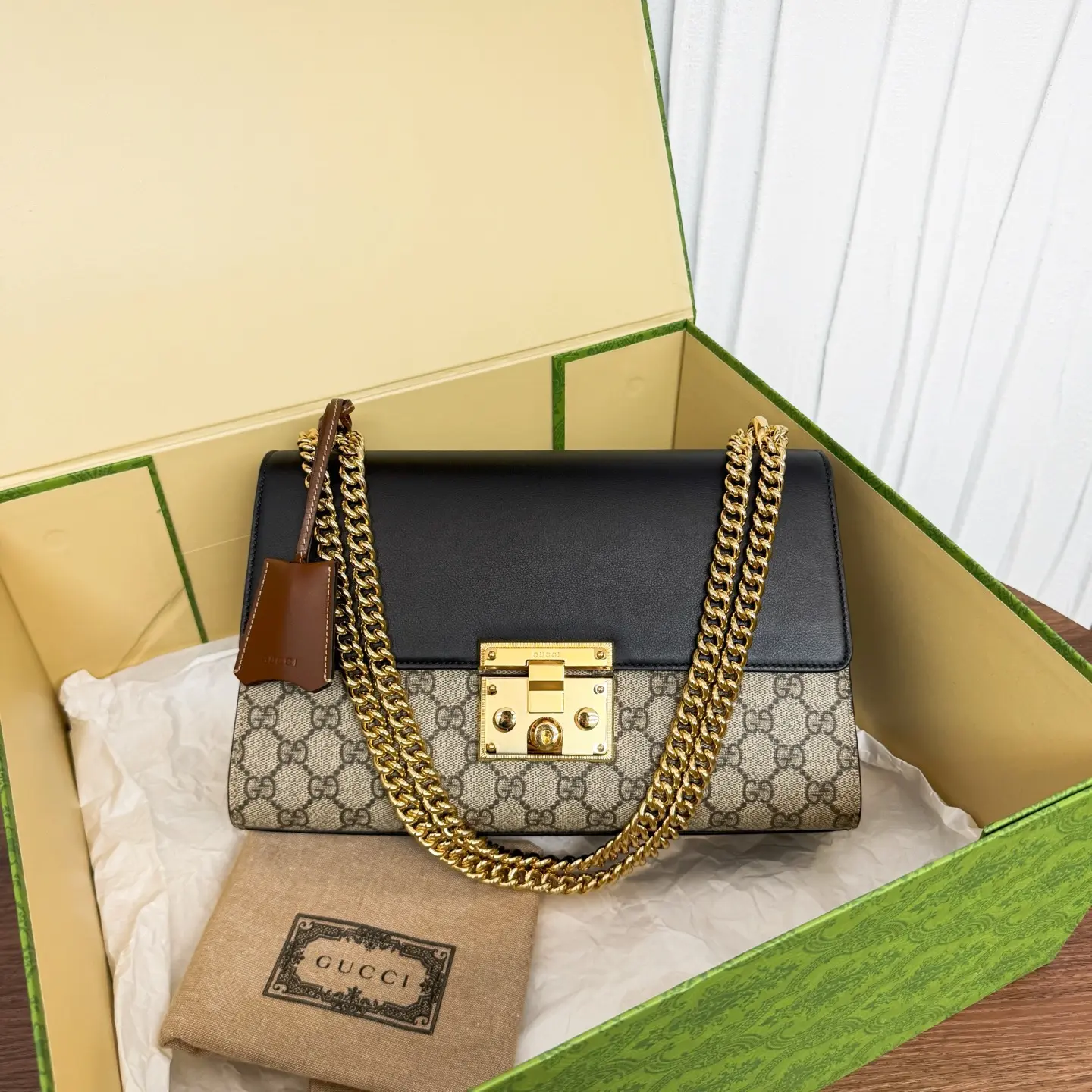 Pre-owned GUCCI Canvas Shoulder Bags 7.8'' R13969 Shoulder Bag C6847671965 0228 T1 Chloe