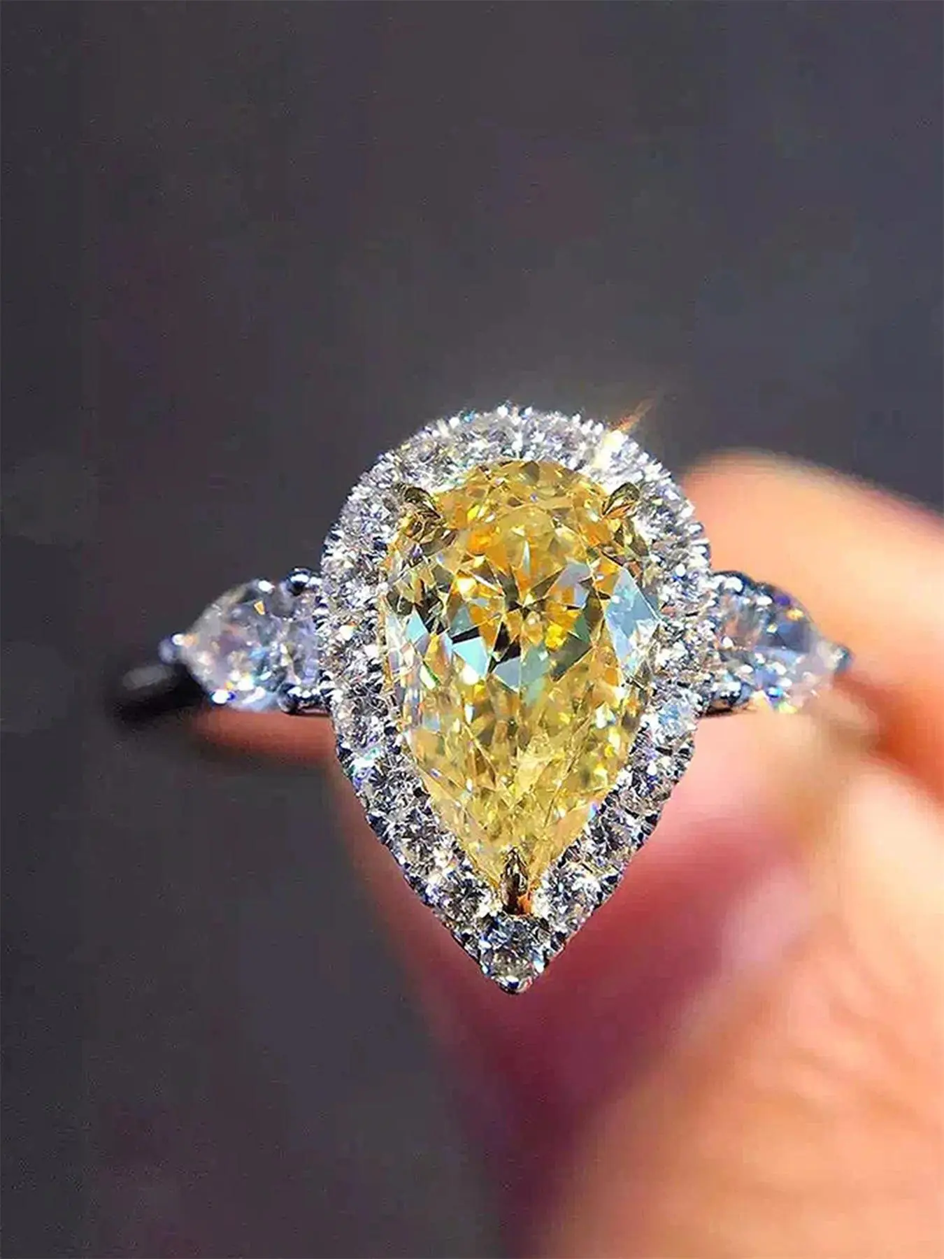 Elegant Water Drop Shaped Rhinestone Iced Out Decorated Ring, Fashion Engagement Rings, Bridal Engagement Ring, Fashion Accessories for Wedding Party, Engagement Gift for Women & Girls, Beautiful Rings