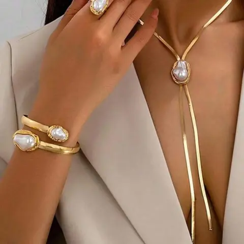 3 Piece Set Luxury Snake Chain Vintage Pearl Necklace Pendants Earrings Ring Bracelet, Unique Retro Jewelry Gift for Women, Fashionable Trendy Jewelry Jewellery Set