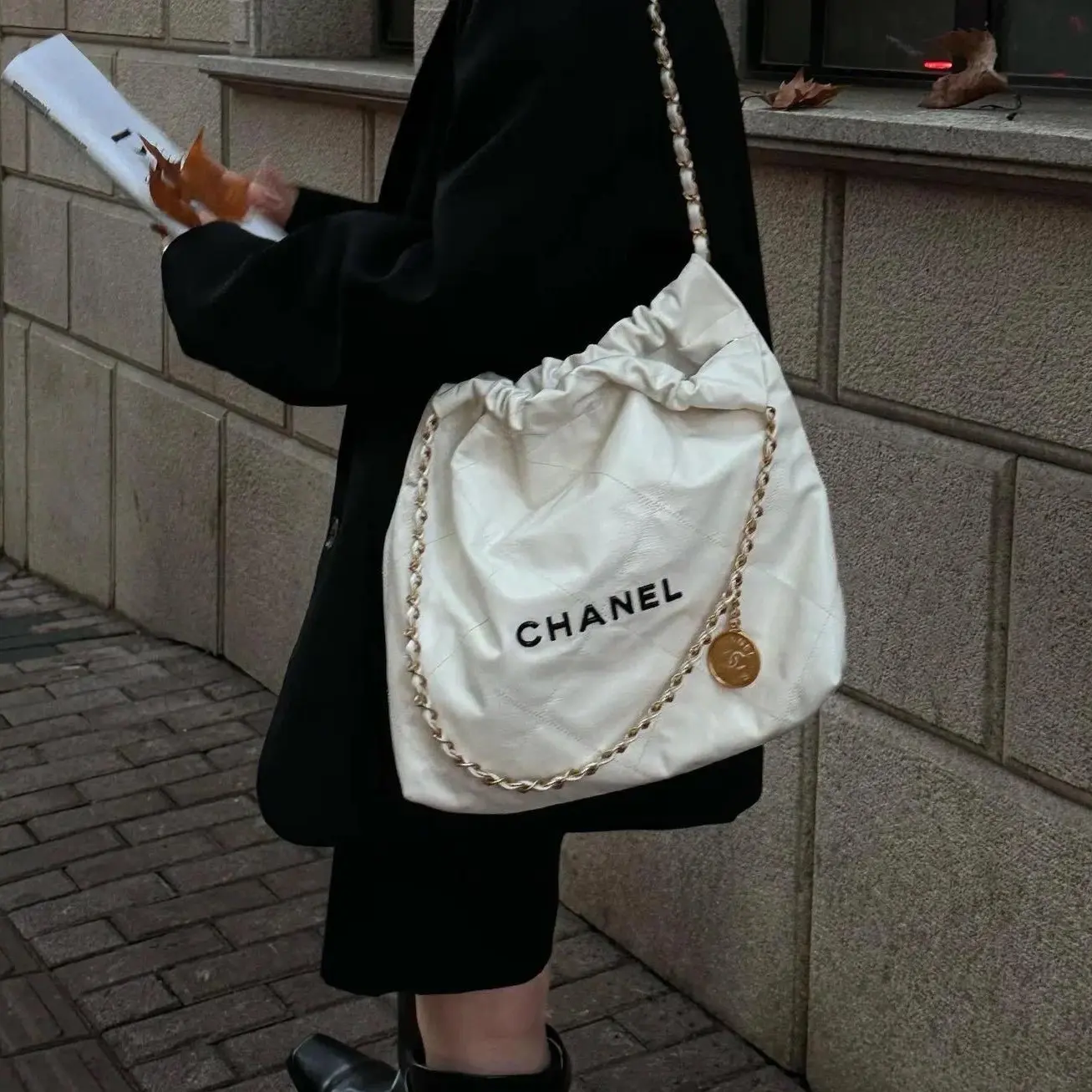 Pre-owned CHANEL 8035｜22bag white handbag authentic luxury