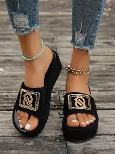 Women's Fashionable Chain Decorated Platform Sandals, Casual Comfortable Platform Sandals for Summer, Lightweight Slip on Sandals for Daily Wear, Walking Shoes