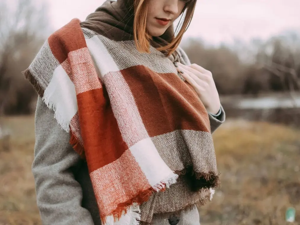 [CUSTOM IN DESCRIPTION] Matte Dark Rust & Brown Blanket Scarf, Oversized Scarf, Personalized Gifts, Bridesmaid Sha.wl, Bridesmaid Monogrammed Shawl, Flannel Shawl