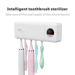 Intelligent sterilized toothbrush holder
