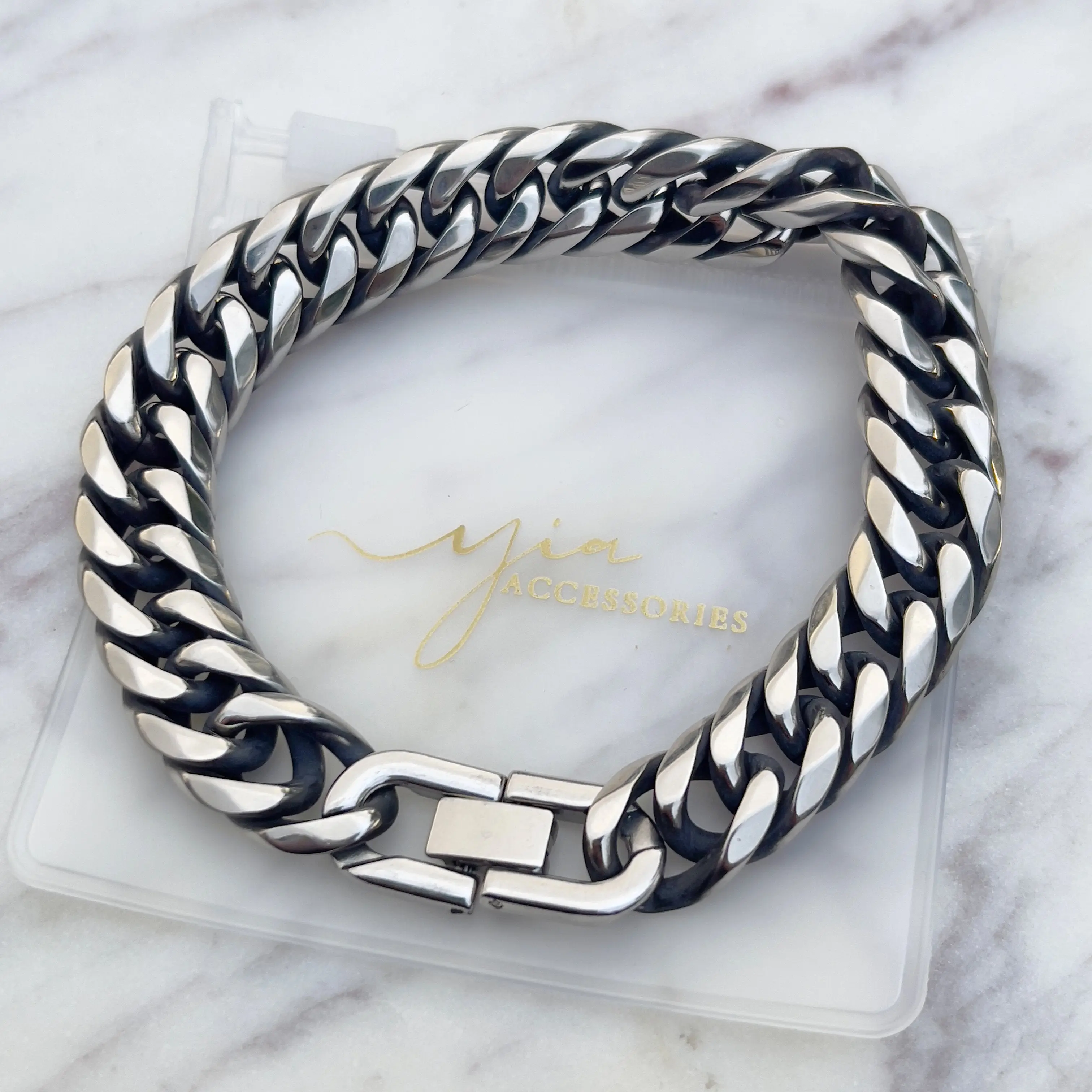 Men's Curb Chain Fashion Bracelet, 9 Inch Silver-Tone Stainless Steel Jewelry with a Lock Clasp